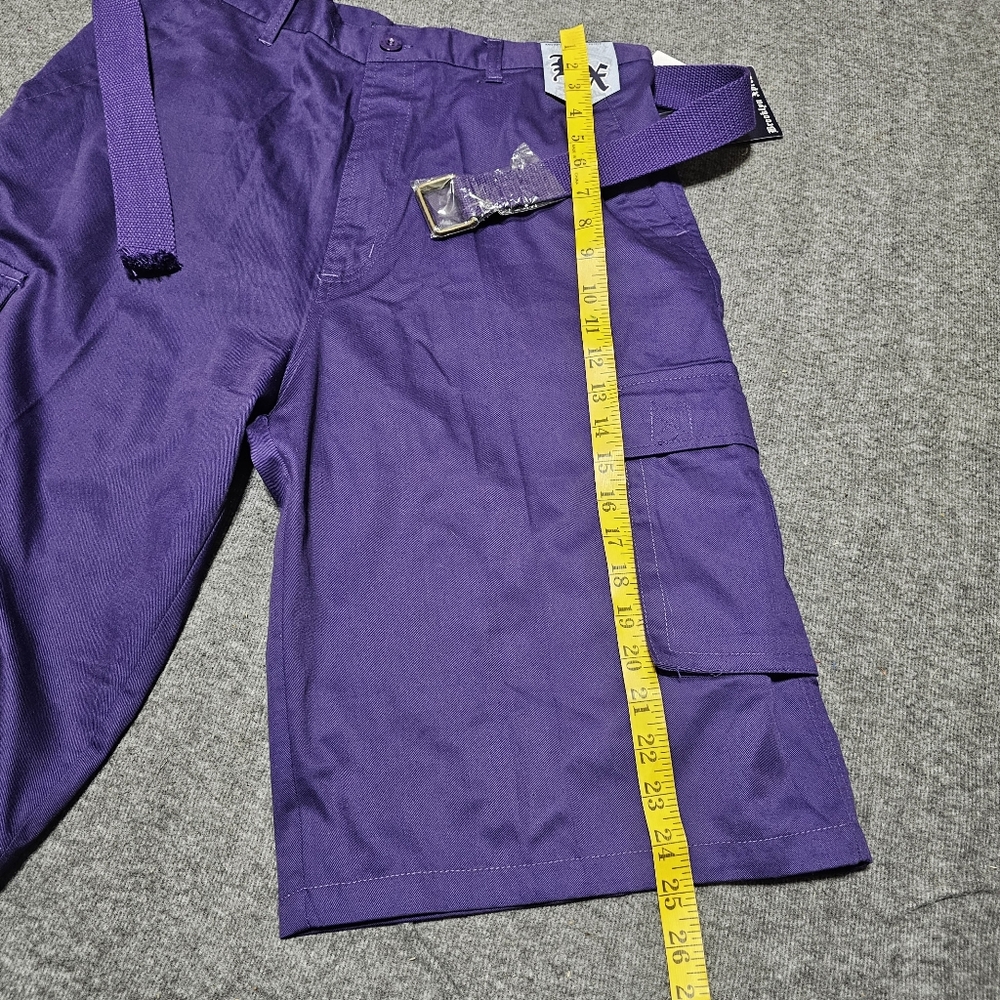 NWT Brooklyn Xpress Purple Cargo Shorts with Belt Size 34 - Picture 7 of 7